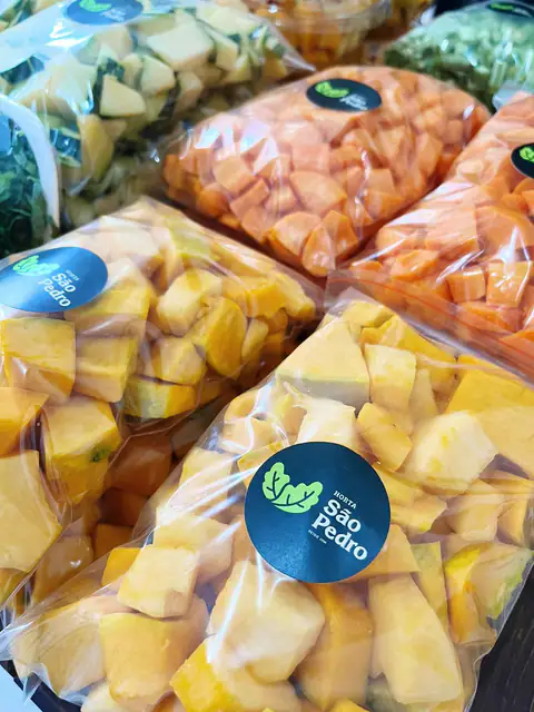 Legumes picados embalados a vácuo